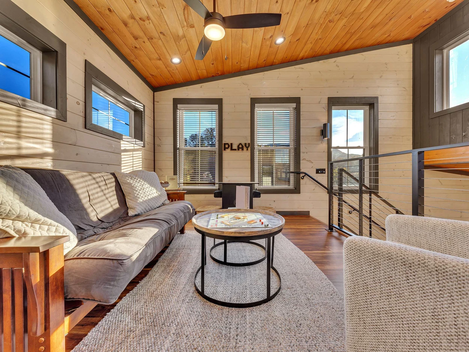 Sevierville cabin rental with game room